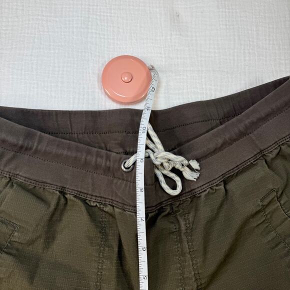 Vuori Olive Green Ripstop Traveler Jogger Pants Women Drawstring Outdoor Flawed - Picture 7 of 12